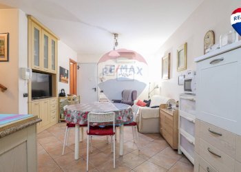 Sala da pranzo - Appartamento VIA BRONTE
 
109, Roma - foto 14
