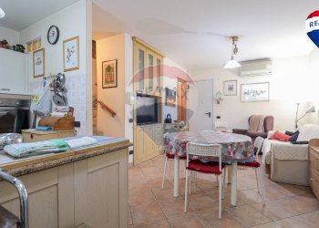 Cucina - Appartamento VIA BRONTE
 
109, Roma - foto 15