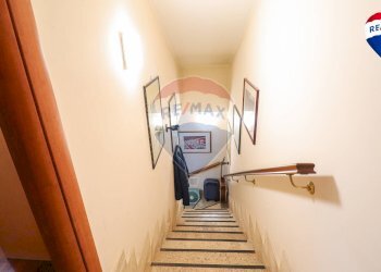 Scale - Appartamento VIA BRONTE
 
109, Roma - foto 38