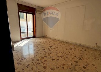 Stanza vuota - Office Via Matteotti
 
38, Nocera Inferiore - photo 5