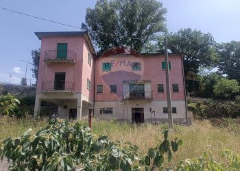 Casa all\'aperto - Casa indipendente Via Muraglione
 
12, Pertosa - foto 1