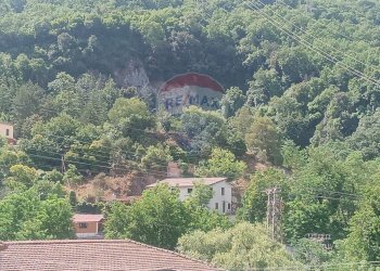 Giardino - Casa indipendente Via Muraglione
 
12, Pertosa - foto 19