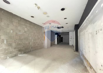 Ricezione / Lobby - Locale Commerciale Via Attilio Barbarulo, Nocera Inferiore - foto 17