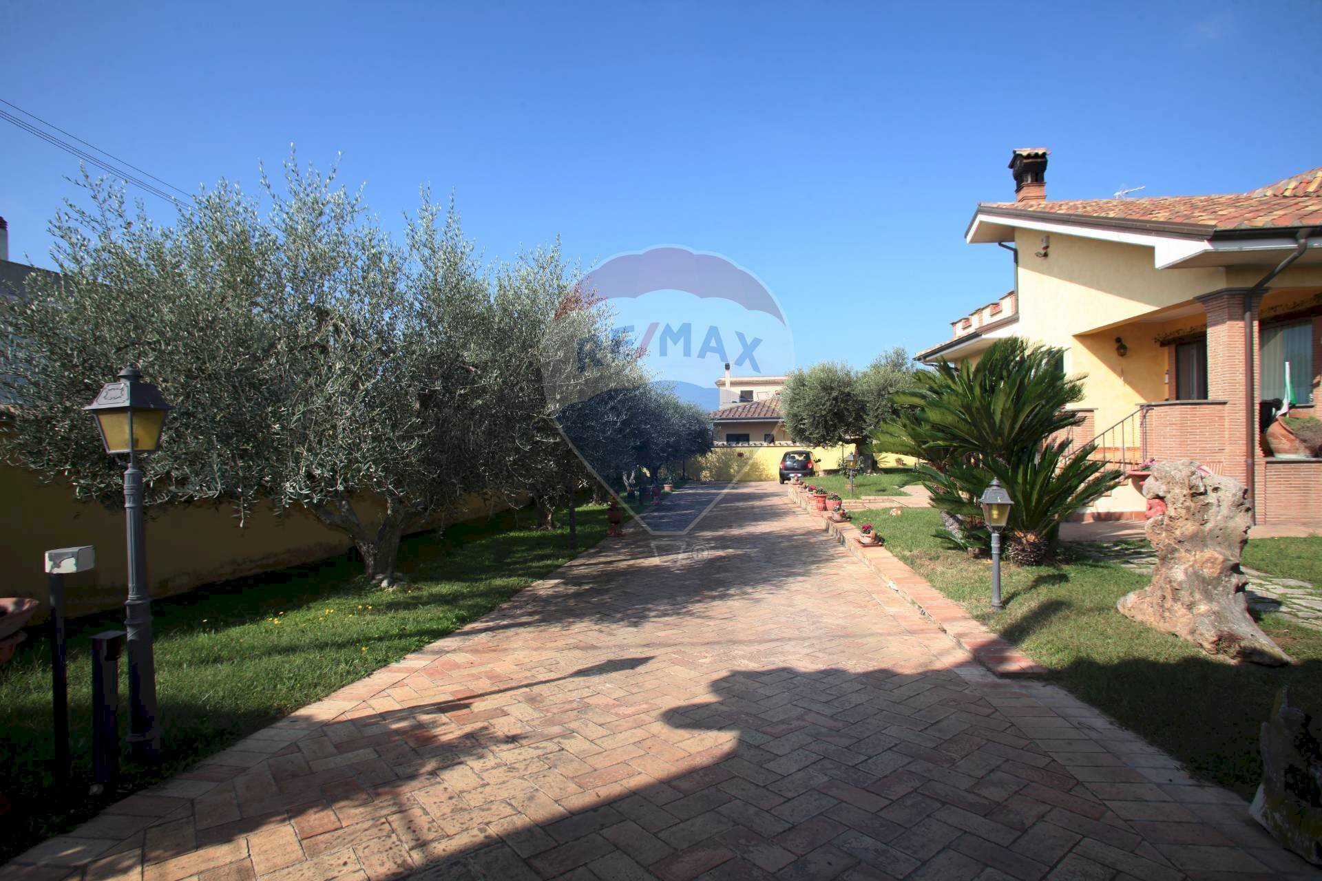 Casa all\'aperto - Villa Via Colle Oppio
 
19, Anzio - foto 2