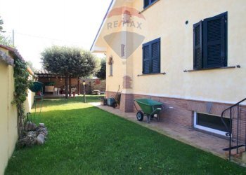 Casa all\'aperto - Villa Via Colle Oppio
 
19, Anzio - foto 10