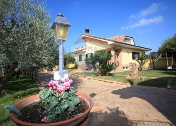 Casa all\'aperto - Villa Via Colle Oppio
 
19, Anzio - foto 18