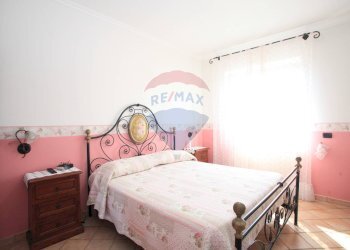 Camera / camera da letto - Villa Via Colle Oppio
 
19, Anzio - foto 33