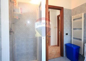 Bagno - Villa Via Colle Oppio
 
19, Anzio - foto 57