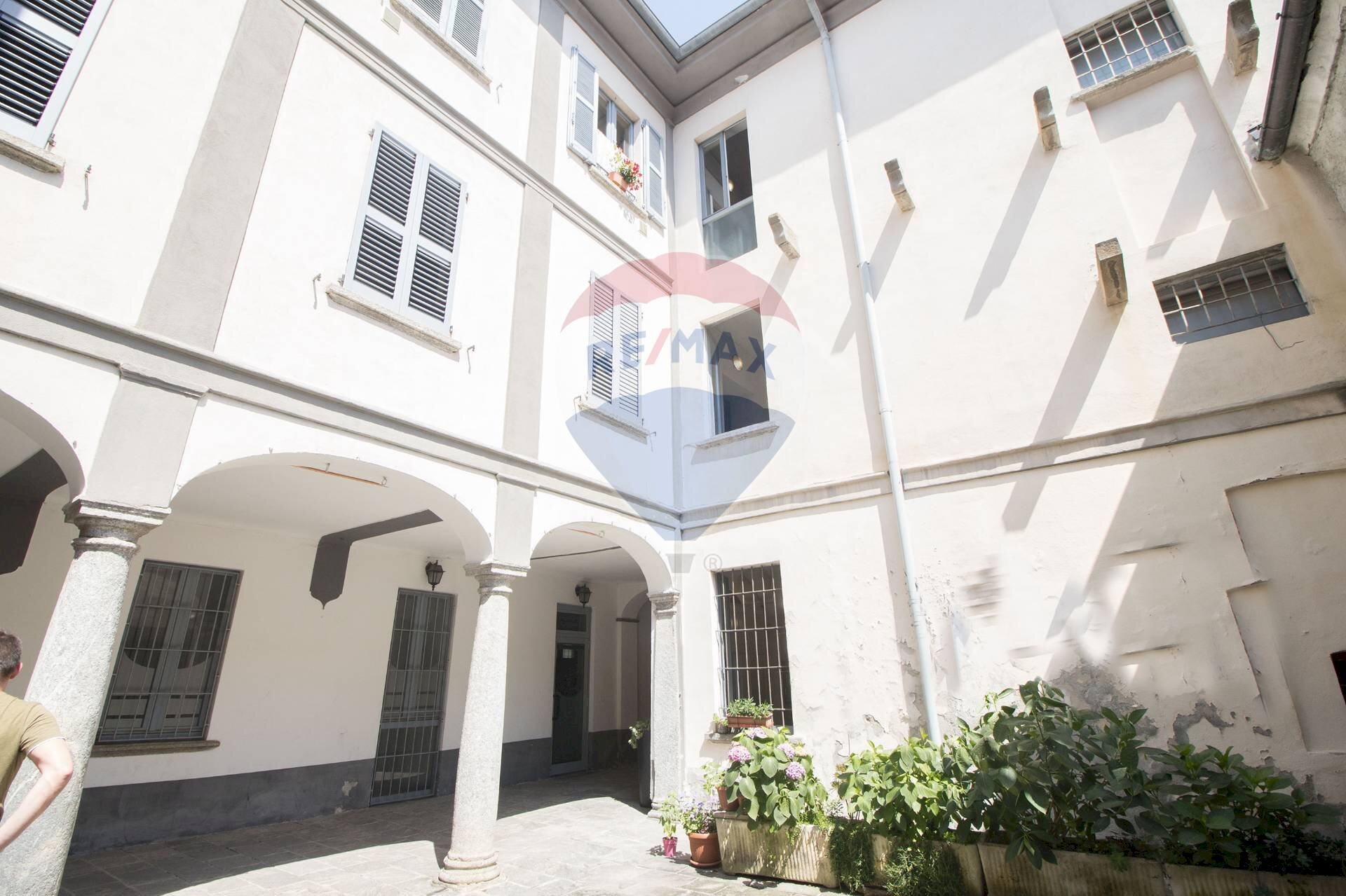 Edificio all\'aperto - Three-room apartment Via Risorgimento
 
2, Ello - photo 2