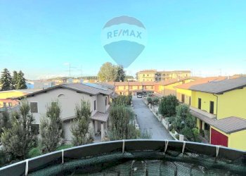 BALCONE - Three-room apartment via  arnaldo nobis
 
21, Viadana - photo 11