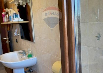 FINESTRE - Three-room apartment via  arnaldo nobis
 
21, Viadana - photo 15