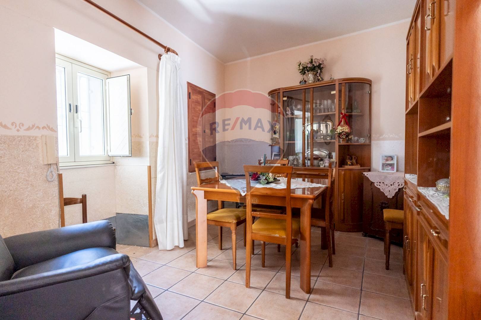 Sala da pranzo - Casa indipendente Piazza Prescimone
 
11, Francavilla di Sicilia - foto 1