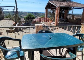 Balcone - Villa VIA GAETANO AURICCHIELLA
 
61, Caltagirone - foto 5