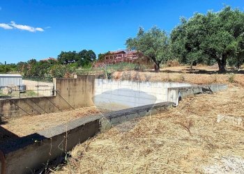 Giardino - Villa VIA GAETANO AURICCHIELLA
 
61, Caltagirone - foto 11