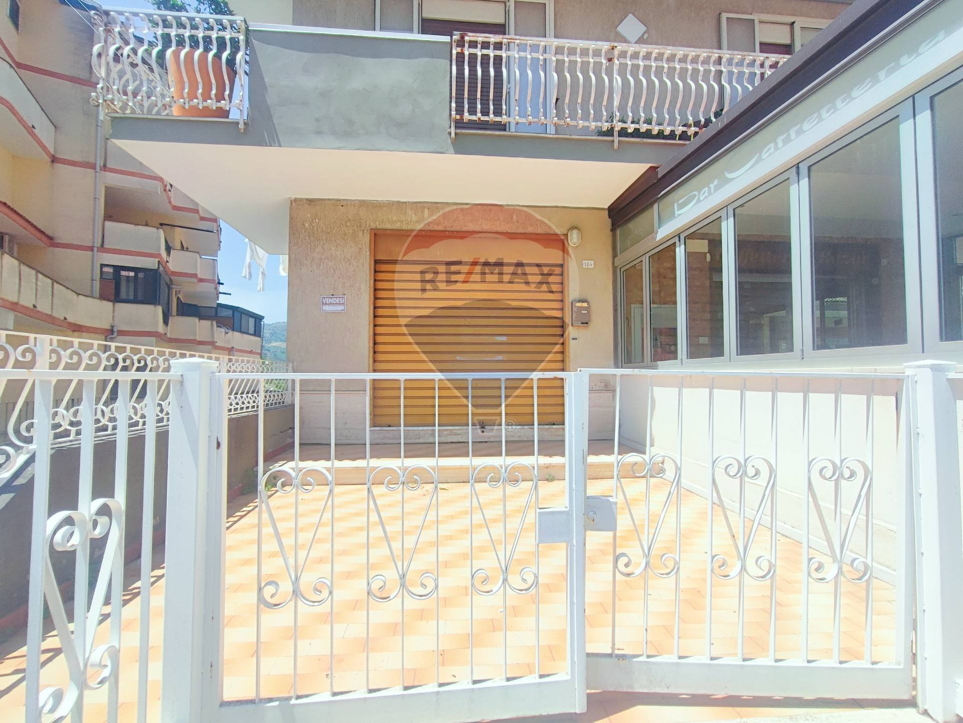 Balcone - Ufficio VIA UMBERTO I
 
124, Gaggi - foto 2