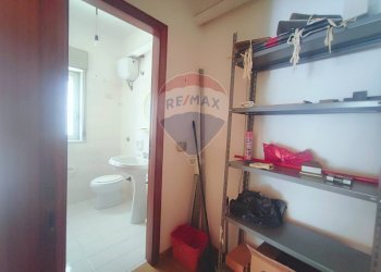 Bagno - Ufficio VIA UMBERTO I
 
124, Gaggi - foto 12