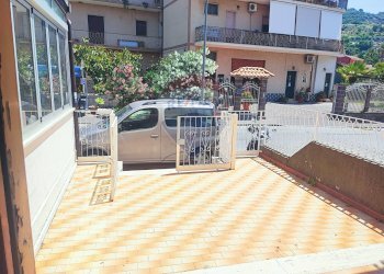 Terrazza - Ufficio VIA UMBERTO I
 
124, Gaggi - foto 15