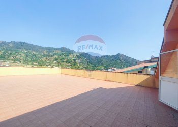 Terrazza - Attico VIA UMBERTO I
 
126, Gaggi - foto 4