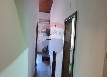 Hall / corridoio - Bilocale VIA NAZIONALE
 
32, Taormina - foto 12