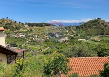 Vista delle montagne - Terreno agricolo CONTRADA REALE VILLAGGIO SANTA MARGHERITA
 
SNC, Messina - foto 17