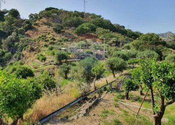 Vista delle montagne - Terreno agricolo VILLAGGIO SANTA MARGHERITA CONTRADA REALE
 
SNC, Messina - foto 36