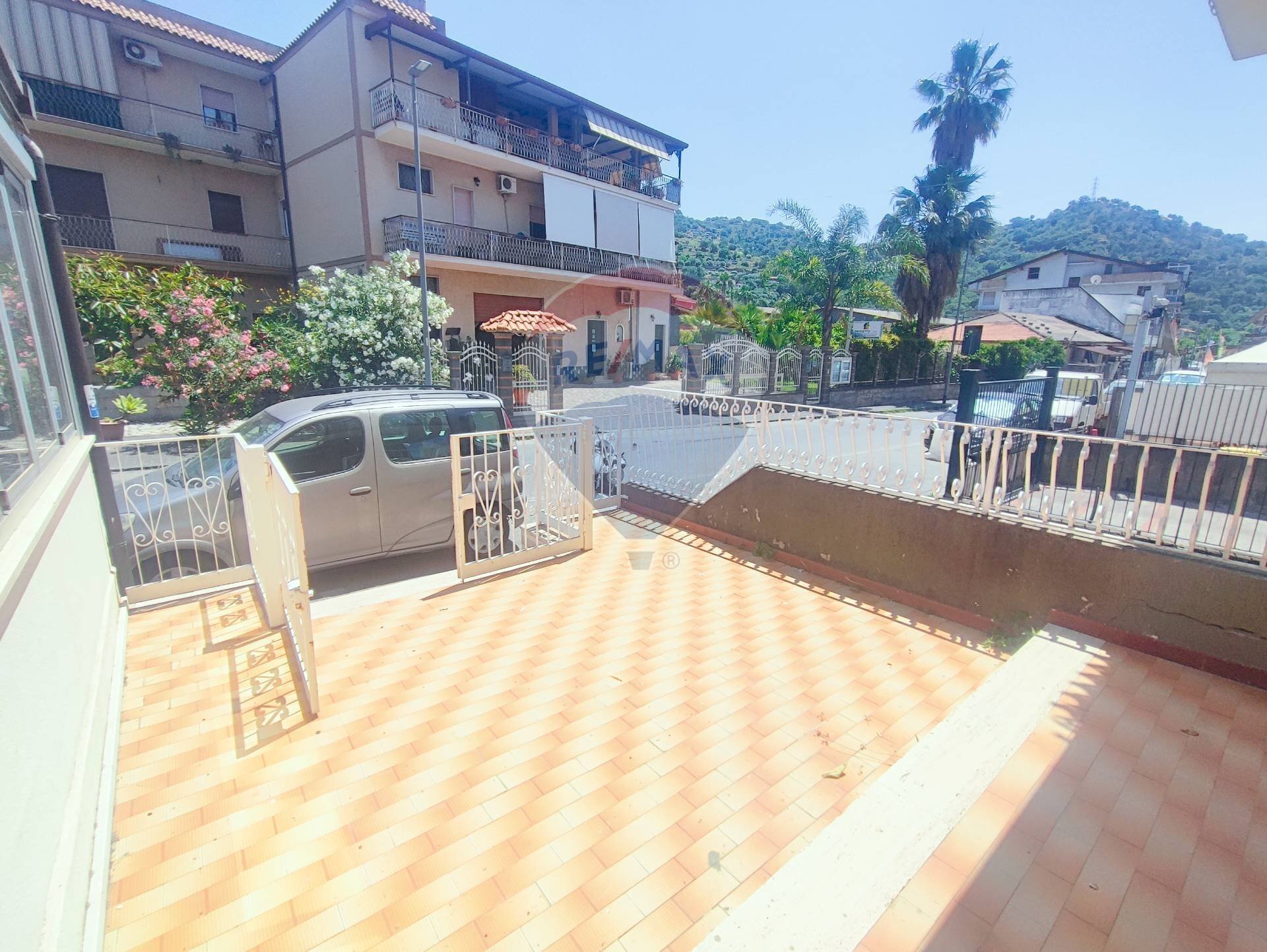 Terrazza - Commercial Premises VIA UMBERTO I
 
124, Gaggi - photo 3