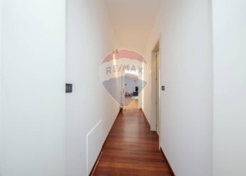 Hall / corridoio - Appartamento Via Leonardo da Vinci
 
7, Enna - foto 23