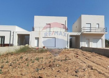 Casa all\'aperto - Villa VIA PORTOSALVO
 
38, Caltagirone - foto 2