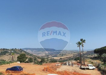 Edificio all\'aperto - Villa VIA PORTOSALVO
 
38, Caltagirone - foto 14