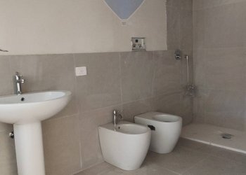 Bagno - Villa VIA PORTOSALVO
 
38, Caltagirone - foto 31