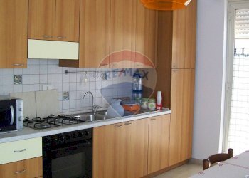 Cucina - Appartamento Via Mazzini
 
38, Mirabella Imbaccari - foto 16