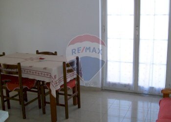 Sala da pranzo - Appartamento Via Mazzini
 
38, Mirabella Imbaccari - foto 9