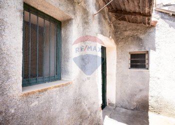 Edificio all\'aperto - Casa indipendente Vicolo Soldato Leone Alfio
 
13 -14, Aci Bonaccorsi - foto 3