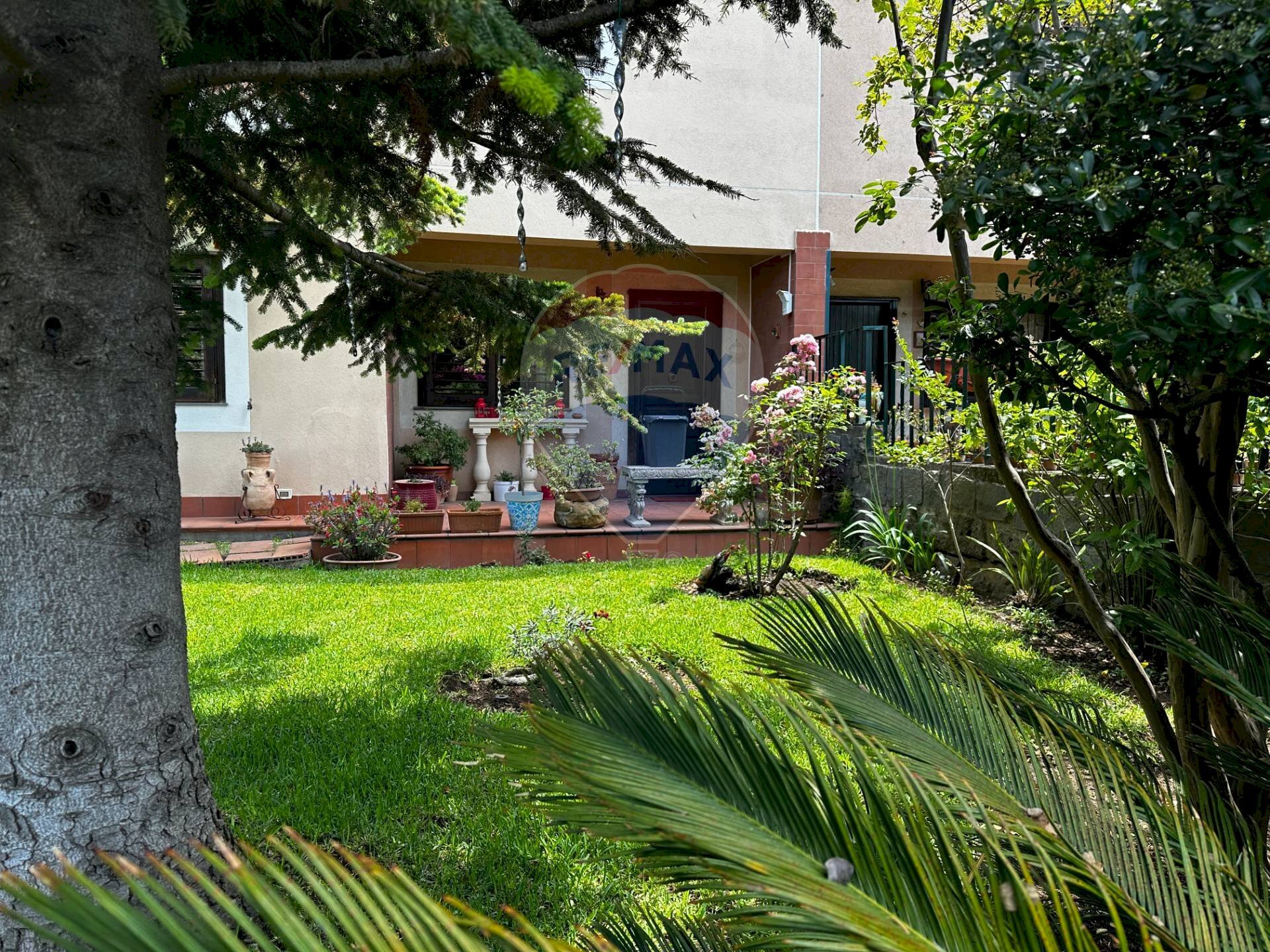 Giardino - Semi-detached house VIA SEMINARA, Valverde - photo 2
