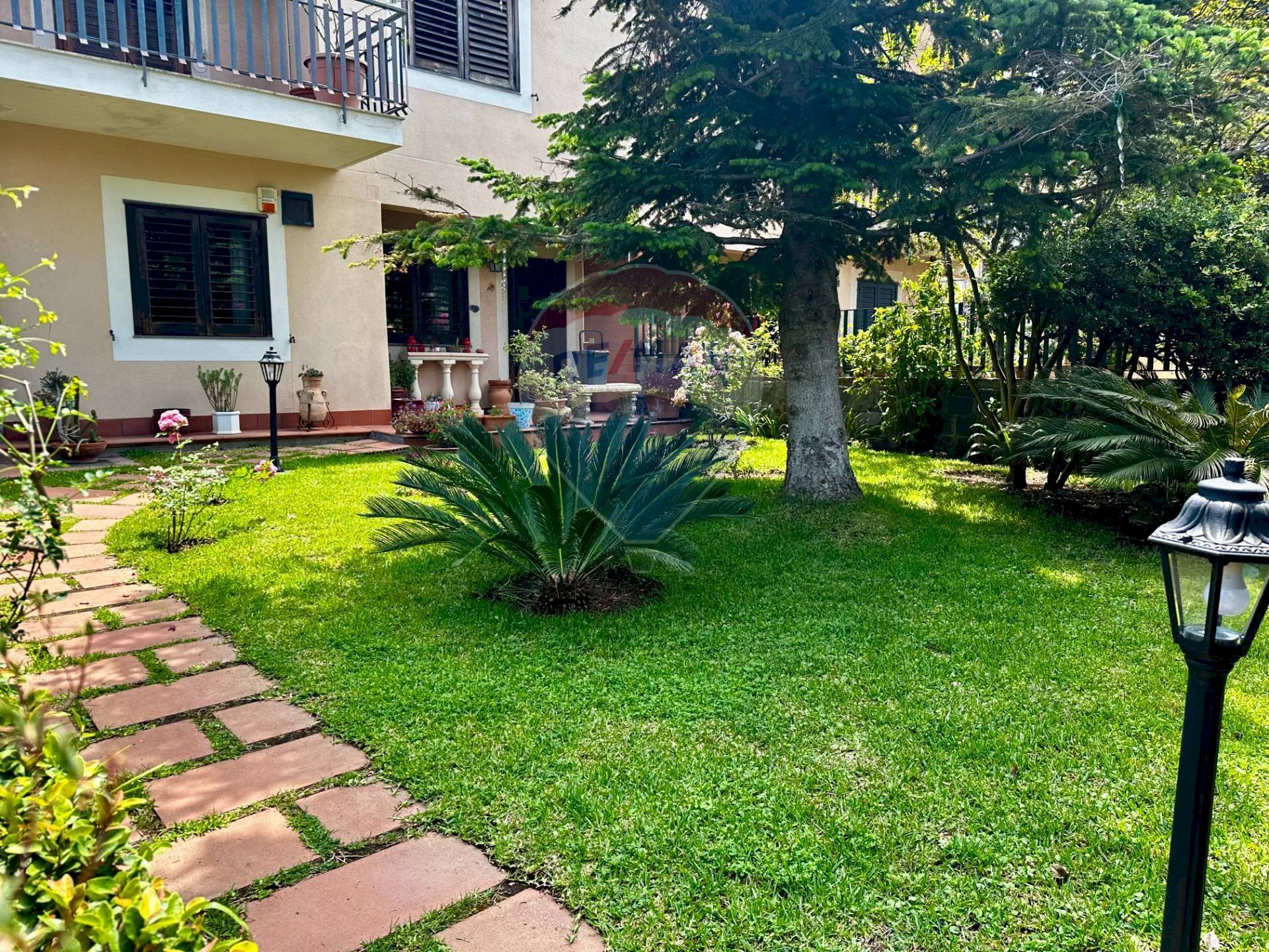 Giardino - Semi-detached house VIA SEMINARA, Valverde - photo 3