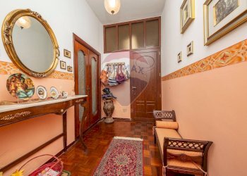 Hall / corridoio - Appartamento via cesare battisti
 
95, Fiumefreddo di Sicilia - foto 3