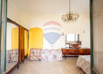 Camera / camera da letto - Casa indipendente Vicolo Soldato Leone Alfio
 
11, Aci Bonaccorsi - foto 13