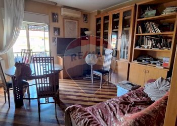 Sala da pranzo - Appartamento Via Gaetano Donizetti
 
21, San Giovanni la Punta - foto 4