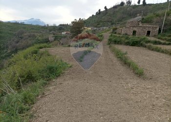 Vista delle montagne - Terreno agricolo contrada francese, Castelmola - foto 2