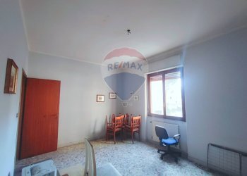 Sala da pranzo - Appartamento VIA ALESSANDRO MANZONI
 
88, Giarre - foto 18