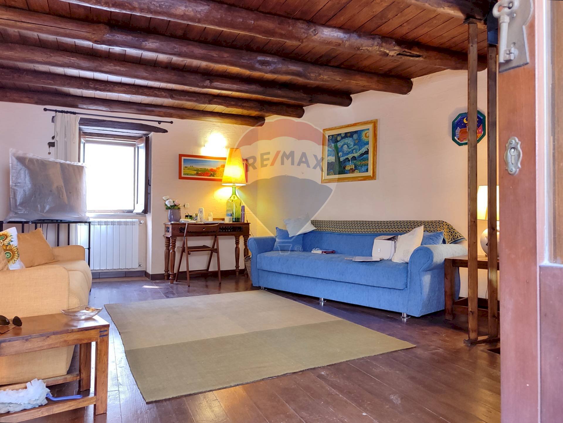 Soggiorno - Casa indipendente Via Placido Fiore
 
21, Montalbano Elicona - foto 2