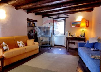 Soggiorno - Casa indipendente Via Placido Fiore
 
21, Montalbano Elicona - foto 4