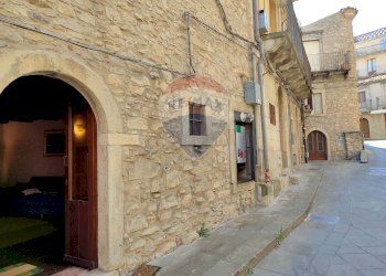 Edificio all\'aperto - Casa indipendente Via Placido Fiore
 
21, Montalbano Elicona - foto 35