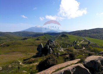 Vista delle montagne - Casa indipendente Via Placido Fiore
 
21, Montalbano Elicona - foto 40