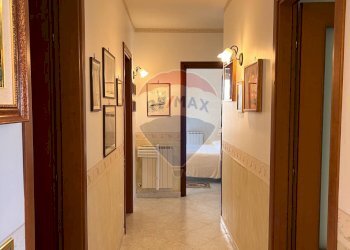 Hall / corridoio - Four-room apartment Via Domenico Fauscello
 
18, Messina - photo 6