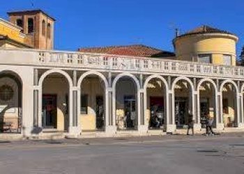 Edificio all\'aperto - Terreno edificabile Via Alcide de Gasperi, Tresignana - foto 5