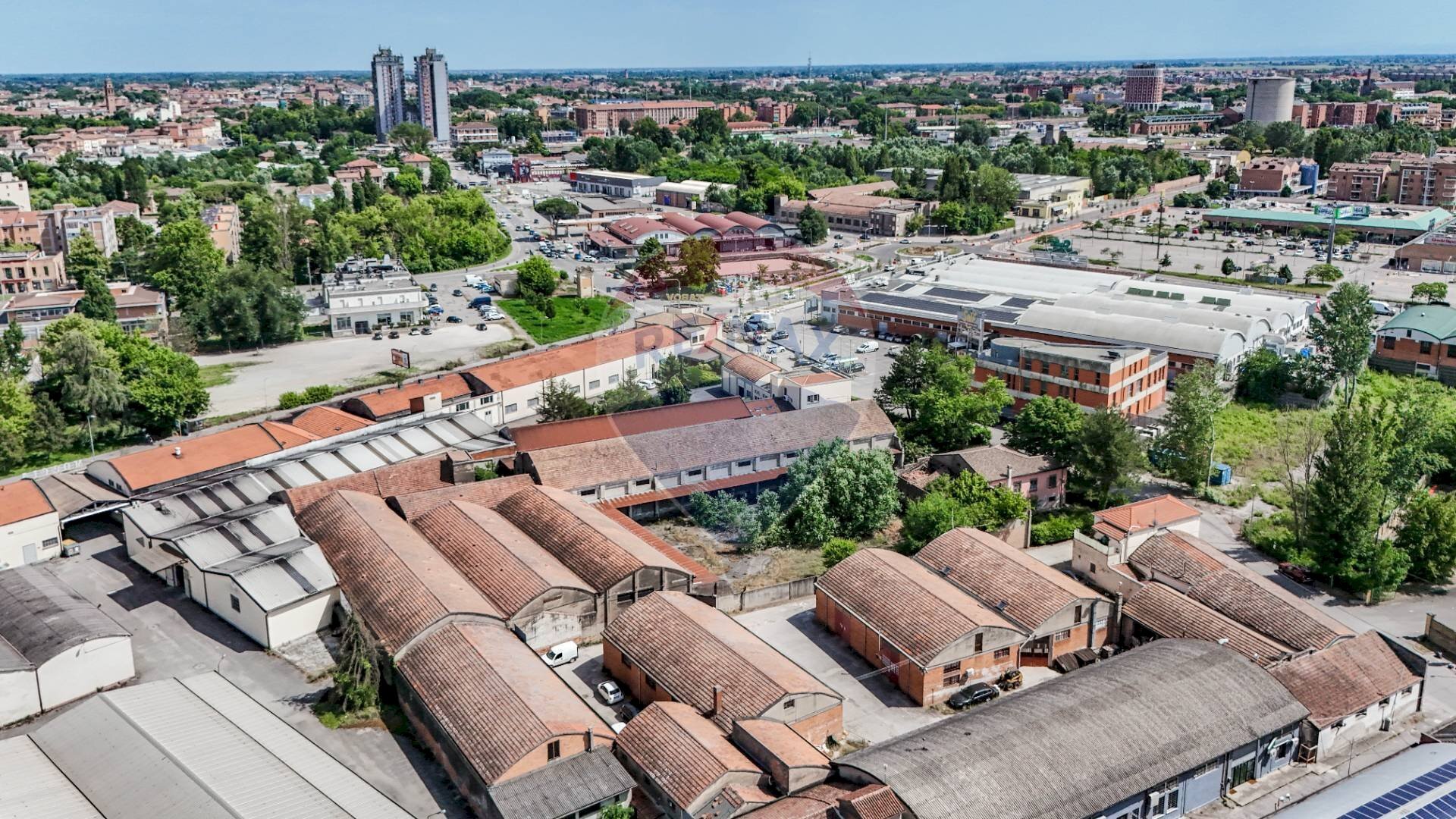 Edificio all\'aperto - Capannone Via Bongiovanni
 
24, Ferrara - foto 1