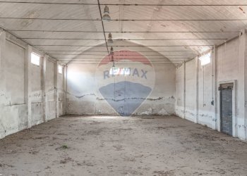 Parcheggio - Capannone Via Bongiovanni
24, Ferrara - foto 4