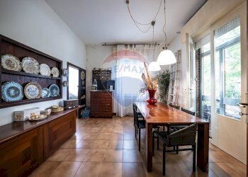 Sala da pranzo - Capannone Via Bongiovanni
24, Ferrara - foto 18