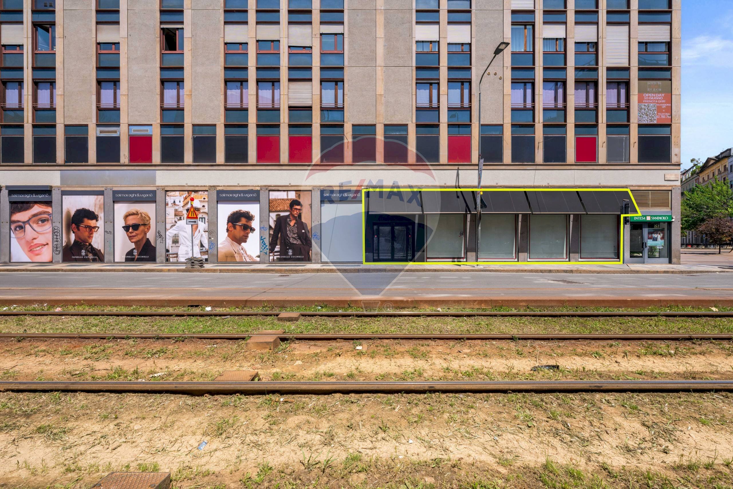 Edificio all\'aperto - Locale Commerciale Piazza Santa Francesca Romana
 
3, Milano - foto 3